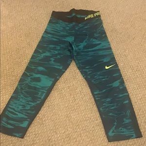 Nike pro leggings